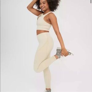 Offline by Aerie High Rise Seamless Ribbed 7/8 Leggings in Oat Small